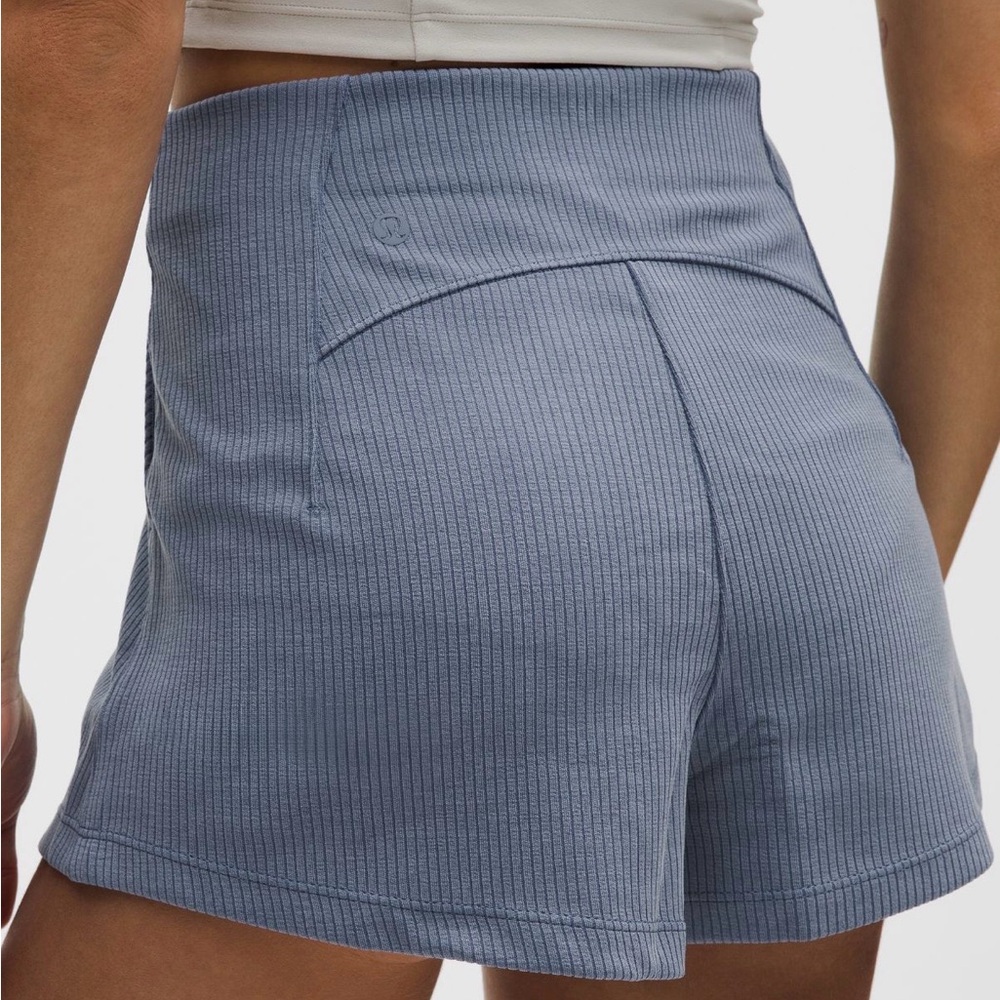 Lululemon Ribbed Softstreme High-Rise Short Utility Blue - Picture 6 of 6